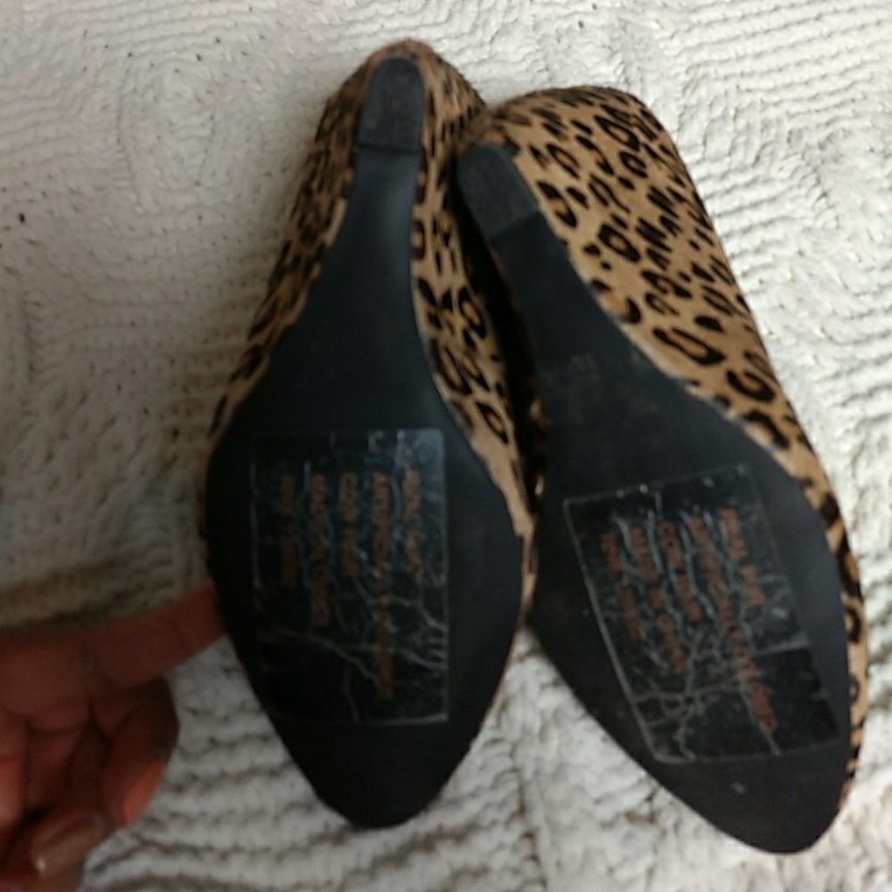 Shoes - Picture 3 of 5